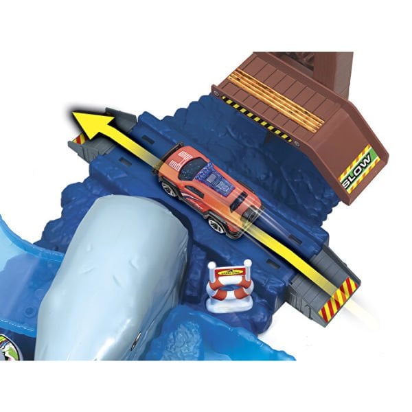 Renk Değiştiren Arabalı Köpekbalığı Saldırısı Oyun Seti